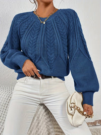 Ophelia | Relaxed Cable-Knit Sweater in Black