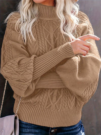 Penelope | Textured Cable-Knit Sweater in Green