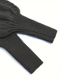 Penelope | Textured Cable-Knit Sweater in Khaki