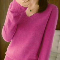 Deborah | Relaxed V-Neck Sweater in Grey