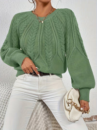 Ophelia | Relaxed Cable-Knit Sweater in Beige