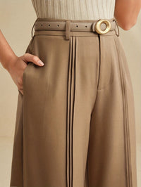 Cassia | Pleated Wide-Leg Trousers in Brown