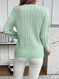 Lorelei | Cable-Knit Round Neck Sweater in Light Green