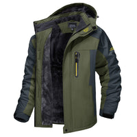 Ronan | Insulated Outdoor Jacket in Green